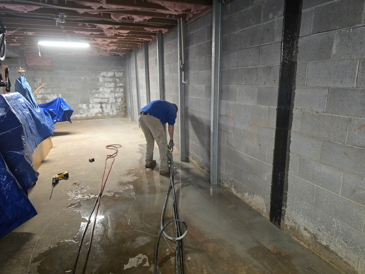 Early warning signs of wet basement walls on a regional home